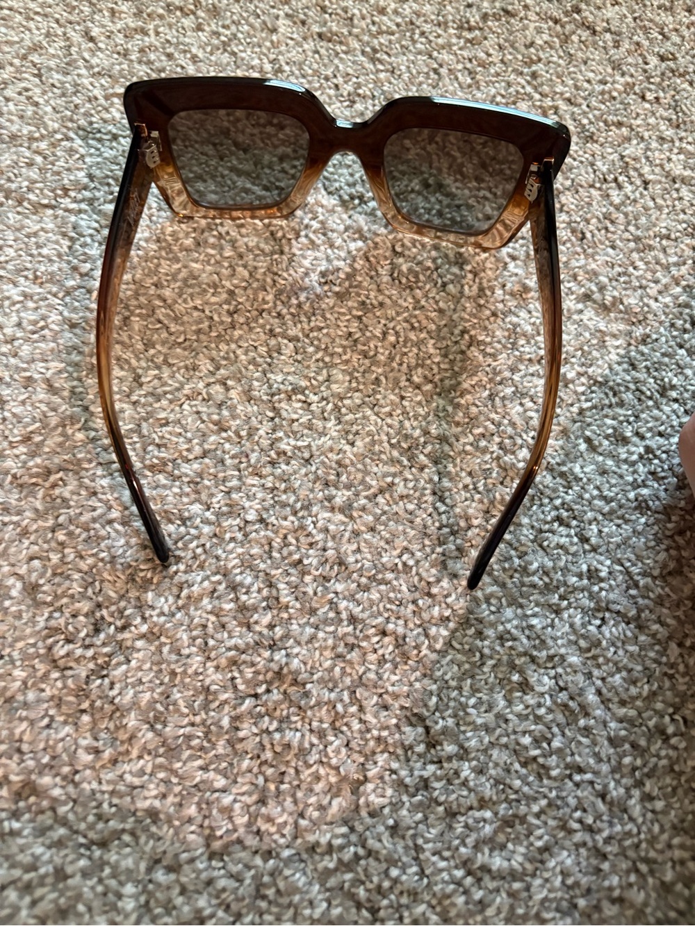 Valley eyewear Oversized Square Sunglasses - Cola Fade Brown - Picture 4 of 6